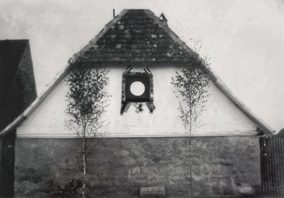 Das „Armenhaus“ in der Schwaigerner Straße vor dem Umbau 1948