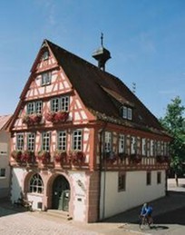 Altes Rathaus - jetzt Ortsb&uuml;cherei