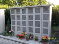 Urnenwand
