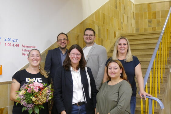 Das Schulleitungsteam mit Frau Weber und den beiden neuen Elternbeiratsvorsitzenden