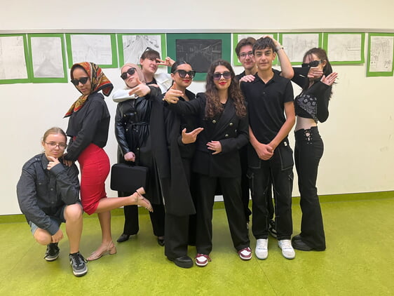Schüler/Innen der Abschlussklasse bei der Motto-Woche
