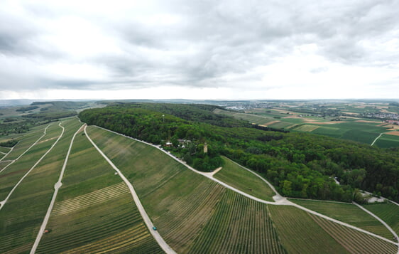 Heuchelberg aus der Luft mit Blick Richtung Westen