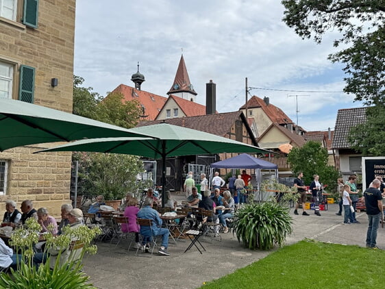 Gemütlicher Treff für alle – das Backhausfest der Bürgerstiftung