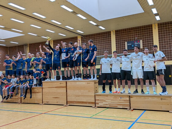 Von links nach rechts: Grimmeisen, Döbler, Speitelsbach, Heinzl, Klooz, Hertner