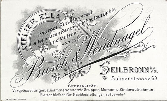 Gestaltung von Bildrückseiten im Visitformat: Atelier ELLA von Busch und Wendnagel sowie Atelier V. Donant, in der Herrmannstraße.