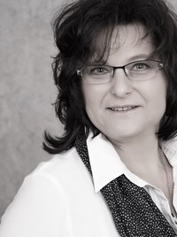 Zängl, Astrid