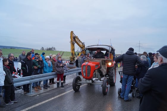 Korsoteilnehmer: die Schlepperfreunde Nordhausen mit ihren Oldtimern, hier Felix Perrot