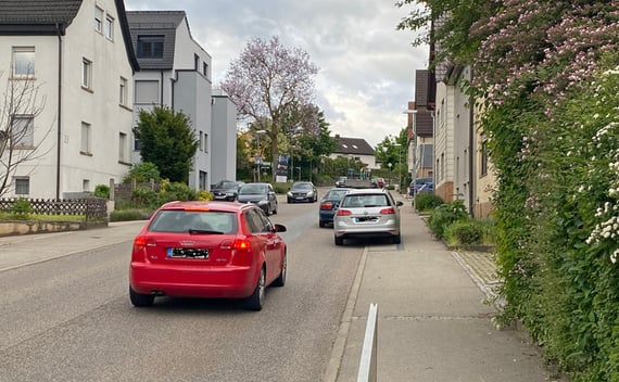 Bild Parken Brackenheimer Straße 