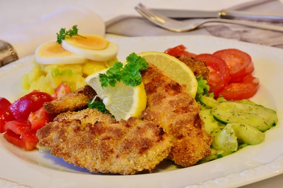 Bild Schnitzel mit Kartoffelsalat, Mittagstisch