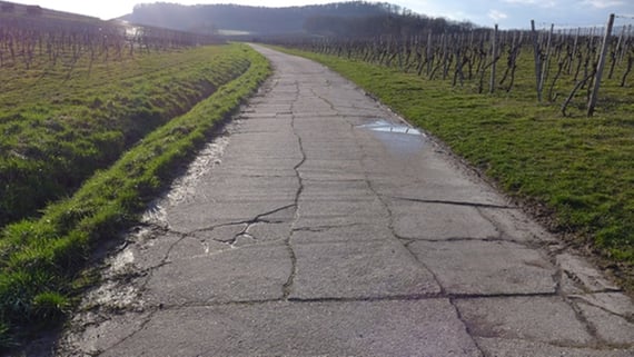 Bild Betonweg