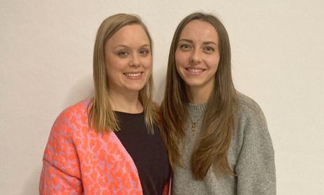 die beiden Elternbeiratsvorsitzende Frau Bopp und Frau Dominke